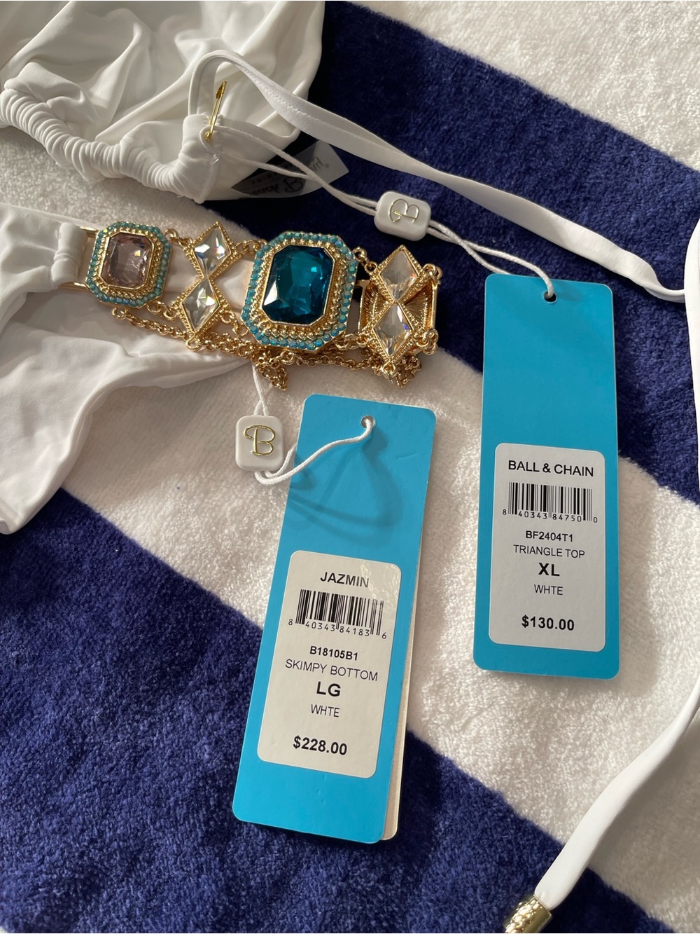 NWT beach bunny bikini ball and chain top and Jazmine bottoms XL/L set - Picture 4 of 11